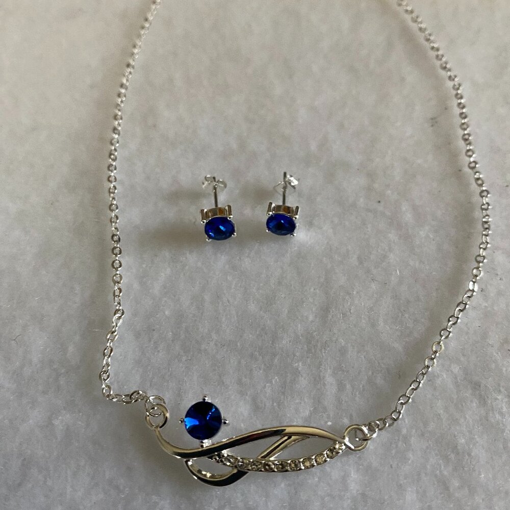 Necklace set